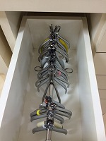 引き出しの中の器具